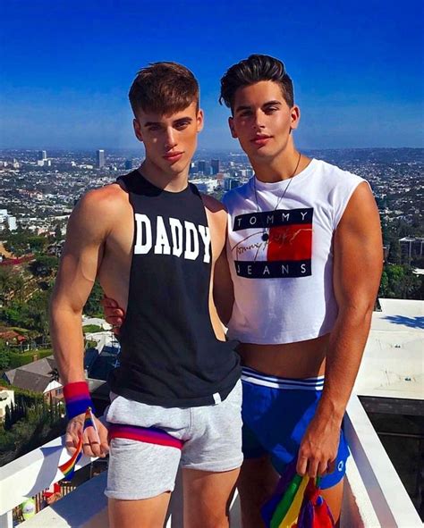 GayForFans .